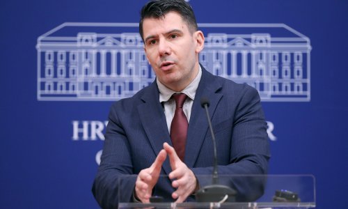 Grmoja: Ljudi još uvijek žive u kontejnerima