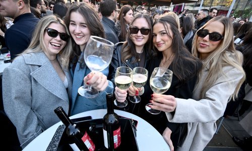 Vesela atmosfera, Hrvatska se oprašta od 2023. godine