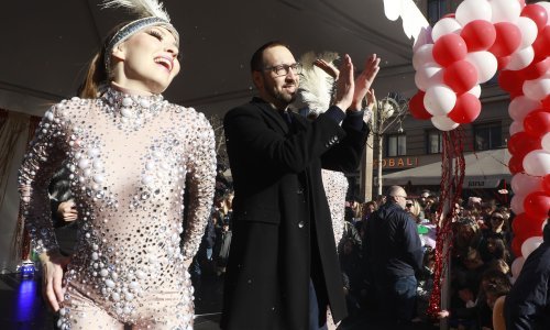 Tomašević čestitao najmlađima i zaplesao uz ritmove Mineine pjesme 'Vrapci i komarci'