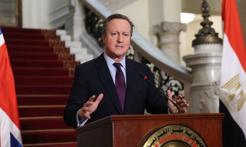 Cameron: Iran dijeli odgovornost za napade Hutija u Crvenom moru