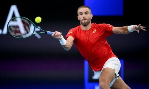 Borna Ćorić se vratio na teren nakon pet mjeseci pauze i izgubio