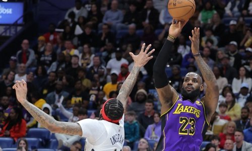 LeBron James proslavio 39. rođendan i utrpao 34 koša, ali to nije bilo dovoljno