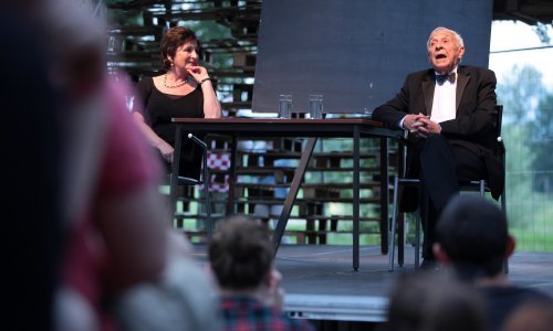 Svečana izvedba 'Stilskih vježbi' u povodu 49. rođendana