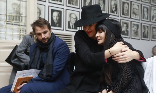 Zrinka Cvitešić i Niko Kranjčar među brojnim poznatima na komemoraciji za Juricu Popovića