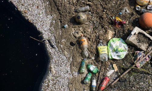 Prva takva presuda u Hrvatskoj: Tone otpada iz restorana bacala u špilju, kažnjena je