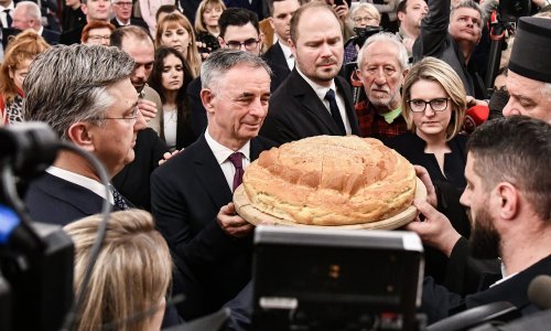 Plenković: 'Jako je dobro da je Božinović pronašao novčić, to je signal za izbornu utakmicu'