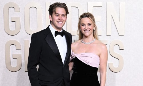 Reese Witherspoon na Zlatnom globusu sa zgodnim sinom; vidite li sličnost?