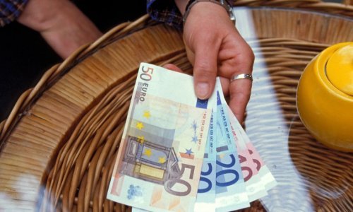 Državne firme dijele uskrsnice, evo tko će dobiti najveći iznos