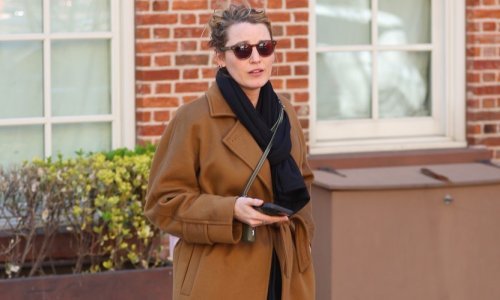 Zaboravite na crne i bijele tenisice: Ova chic boja nosi se u 2024. godini