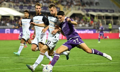 Dok se Dinamovi igrači pate na pripremama u Rovinju, on 'odmara' u Firenci