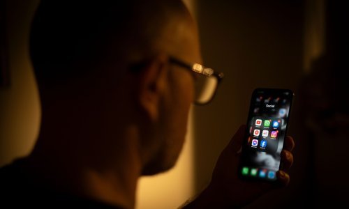 Nakon teških optužbi Meta uvodi promjene za tinejdžere na Facebooku i Instagramu