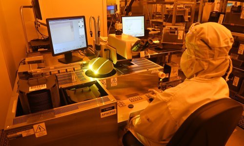 Japan želi uložiti 60 milijardi eura u domaću industriju čipova