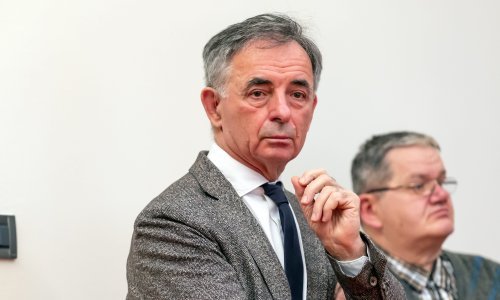 Pupovac: Neki ljude nazivaju gejevima, a dali bi dupe za koji glas više