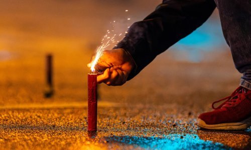 Užas u Sloveniji: Ispalio raketu iz dvorišta i ubio rođakinju