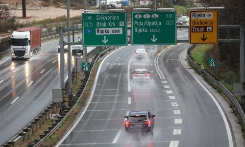 HAK: Prometna nesreća na A7 u tunelu Škurinje I