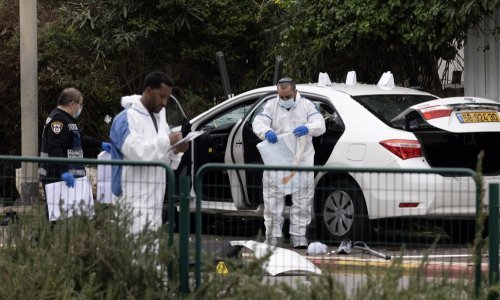 Dvojica Palestinaca ubila ženu i ozlijedila 12 ljudi automobilima u Izraelu
