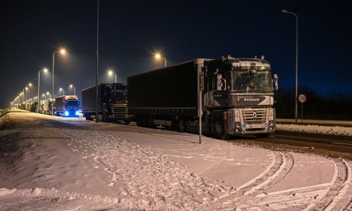 Poljski kamiondžije postigli dogovor s vladom, prekidaju prosvjed