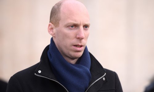 Policija privela muškarca zbog prijetnje Danijelu Radeti