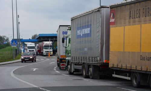 Zbog EU procedura zastoji u teretnom prometu na graničnim prijelazima iz Srbije
