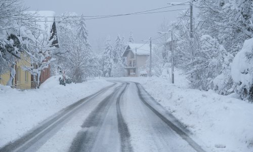 SRUUK poslao poruke upozorenja za tri županije, oglašen crveni meteoalarm