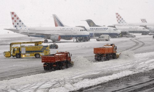 Zbog snijega kasne i letovi sa zagrebačkog aerodroma 'Franjo Tuđman'