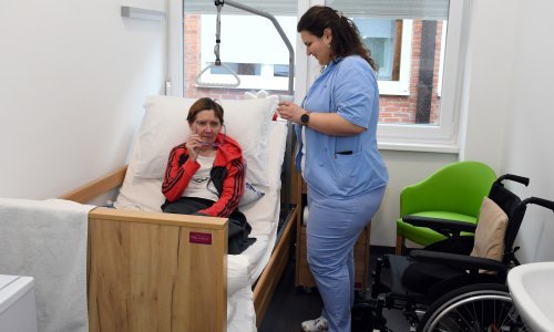 Bivše rodilište i ratnu bolnicu u Kutini pretvorili u Dom za starije