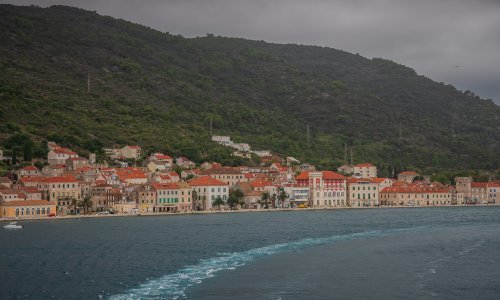 Višane njeguju Nepalke i Filipinka, a uskoro će zbog ljubavi zazvoniti i crkvena zvona