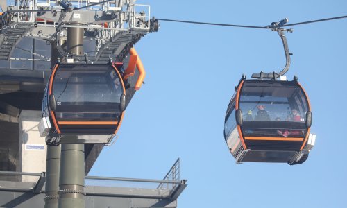Pomama za besplatnom žičarom: 10 tisuća putnika u jednom danu!