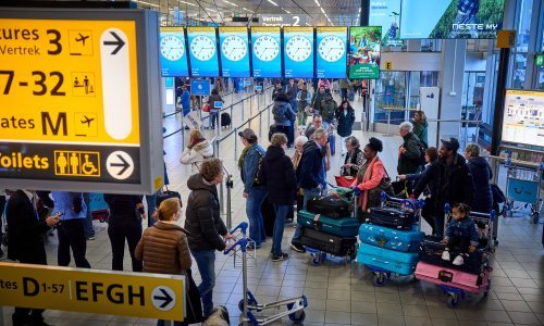 U Amsterdamu otkazali 130 letova zakazanih za ponedjeljak zbog snažnog vjetra