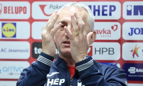 Izbornik Perkovac priznao krivicu, ali o odlasku ne razmišlja: Uvjeren sam...