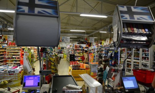 Hrvatskoj nedostaje 10.000 trgovaca, za blagajnama sve češće studenti i penzioneri