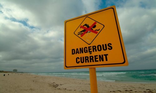 U Australiji se utopilo četvero ljudi, plivali u izrazito opasnom području