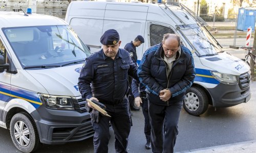 Određen istražni zatvor osumnjičenicima za krijumčarenje 119 migranata