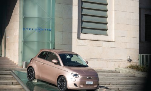 Proizvođač automobila Stellantis proširuje poslovanje na softver za vožnju