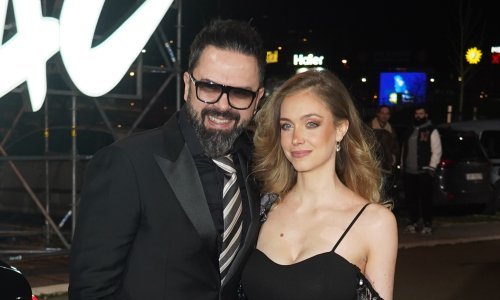 Ovo smo čekali: Hana Huljić objavila obiteljsku fotku s Grašom i malenom Albom