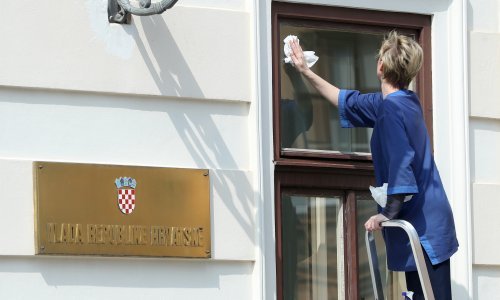 Čistačica u državnoj službi imat će veću plaću od novinara