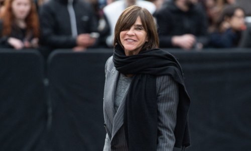 Posebno laska figuri: Veliki trend iz 90-ih osvojio je i legendarnu Francuskinju