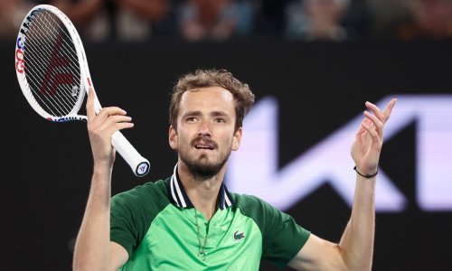 Rus velikim preokretom nakon četiri i pol sata borbe izborio finale Australian Opena