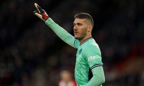 Katastrofalan debi za golmana Ivu Grbića, završio utakmicu pune mreže