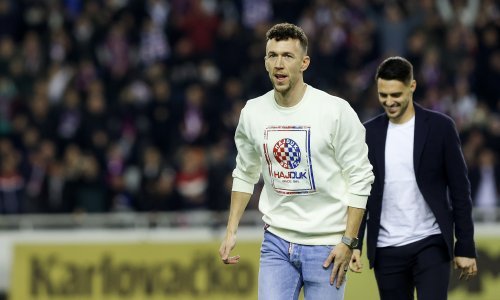 Pogledajte kako je prepuni Poljud dočekao Ivana Perišića i Josipa Brekala