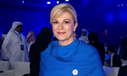 Kolinda Grabar-Kitarović javlja se iz Koreje; ovaj put nije u dizajnerskim krpicama