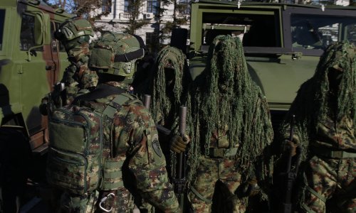 Vučić najavio nabavu dronova samoubojica