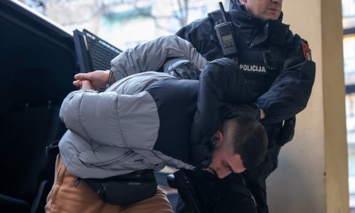 Zbog svađe u prometu ubio 19-godišnjaka i ranio još dvoje: Što znamo o zločinu