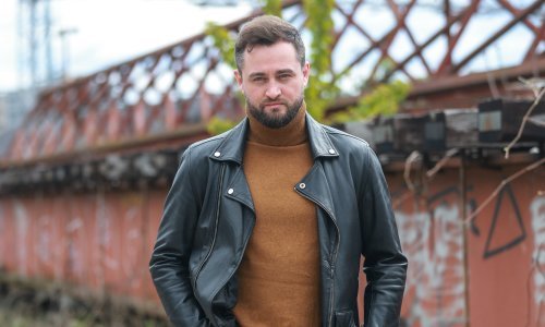 Matija Cvek pokazao fotografiju iz mlađih dana uz priču o svojoj karijeri