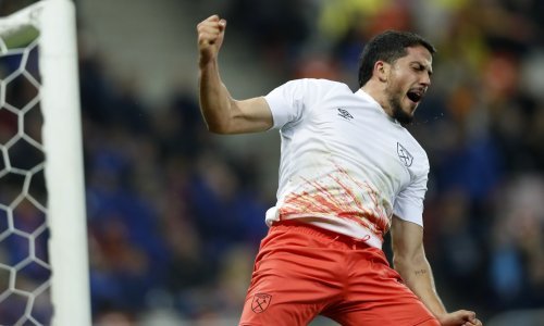 Betis u West Hamu pronašao zamjenu za Henriquea, ali njegov transfer je upitan