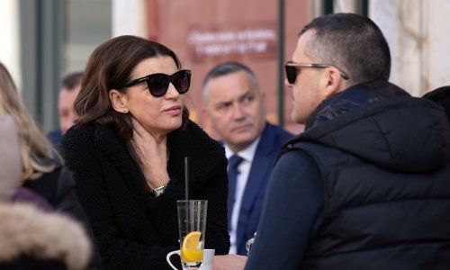 Stradunom šetali Milanović, Mateša sa suprugom, a stigla je i Josipa Pleslić ex Rimac