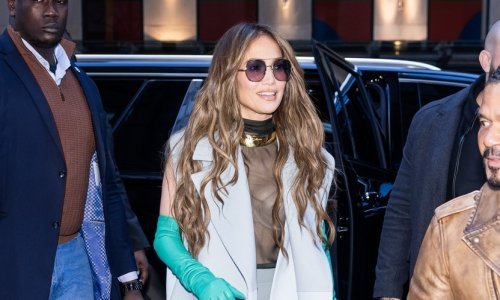 Samo Jennifer Lopez može prirediti ovakav modni spektakl; niže stajlinge ravno s modnih pista