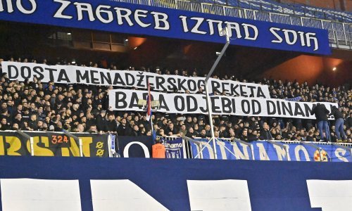 Bad Blue Boysi na utakmici Dinama poslali žestoku poruku menadžeru Josipa Brekala