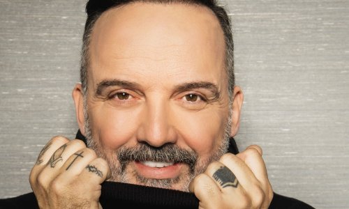 Tony Cetinski svojoj dugogodišnjoj publici daruje rođendanski koncert u Areni Zagreb – pogledajte komentare publike