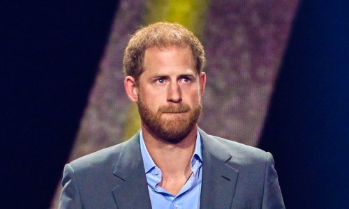 Kralj Charles razgovarao je sa sinovima o svojoj dijagnozi, princ Harry stiže u London